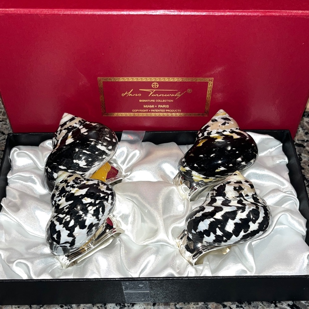 Hans Turnwald Black and White Shell Napkin Rings